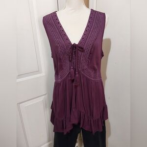 🌺 Like New Torrid Deep Plum Sleeveless Top